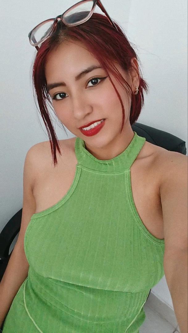 Lucero, one of the people on PandaLive